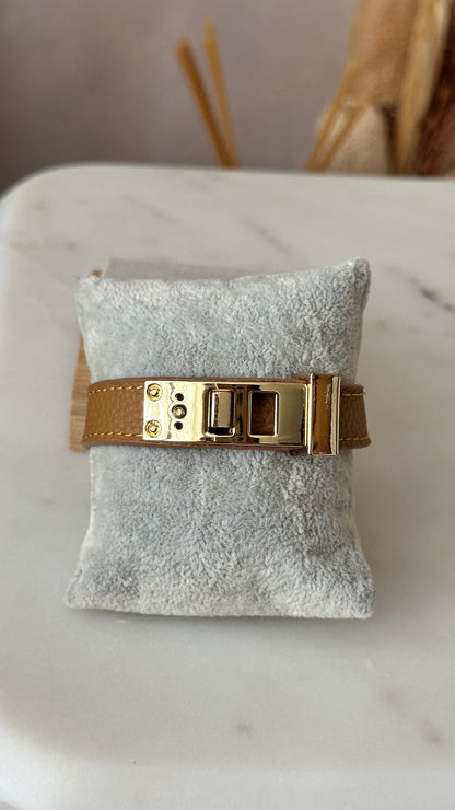 Brown thin leather bracelet