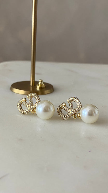 Gold earrings