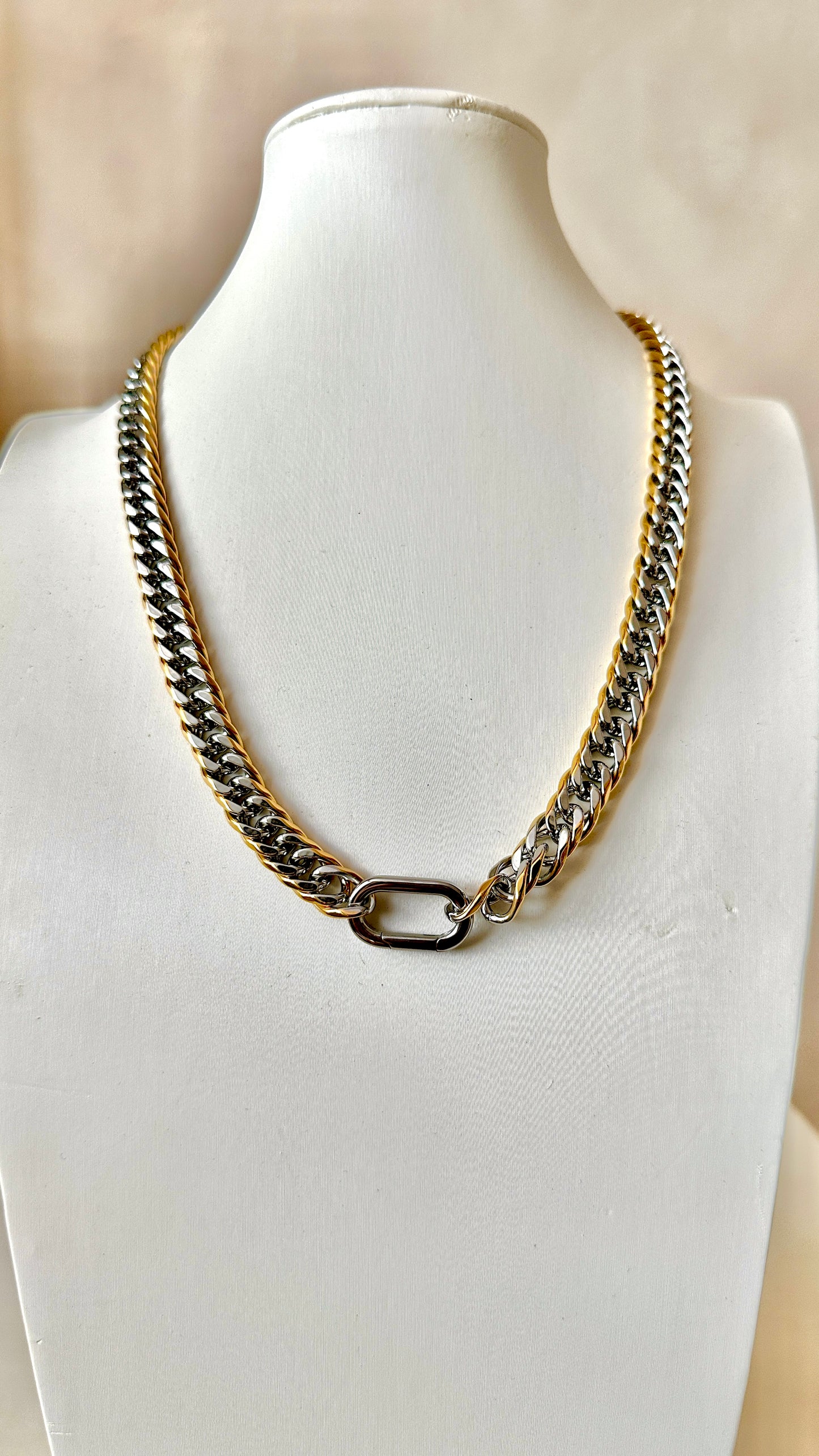 Big two tones necklace