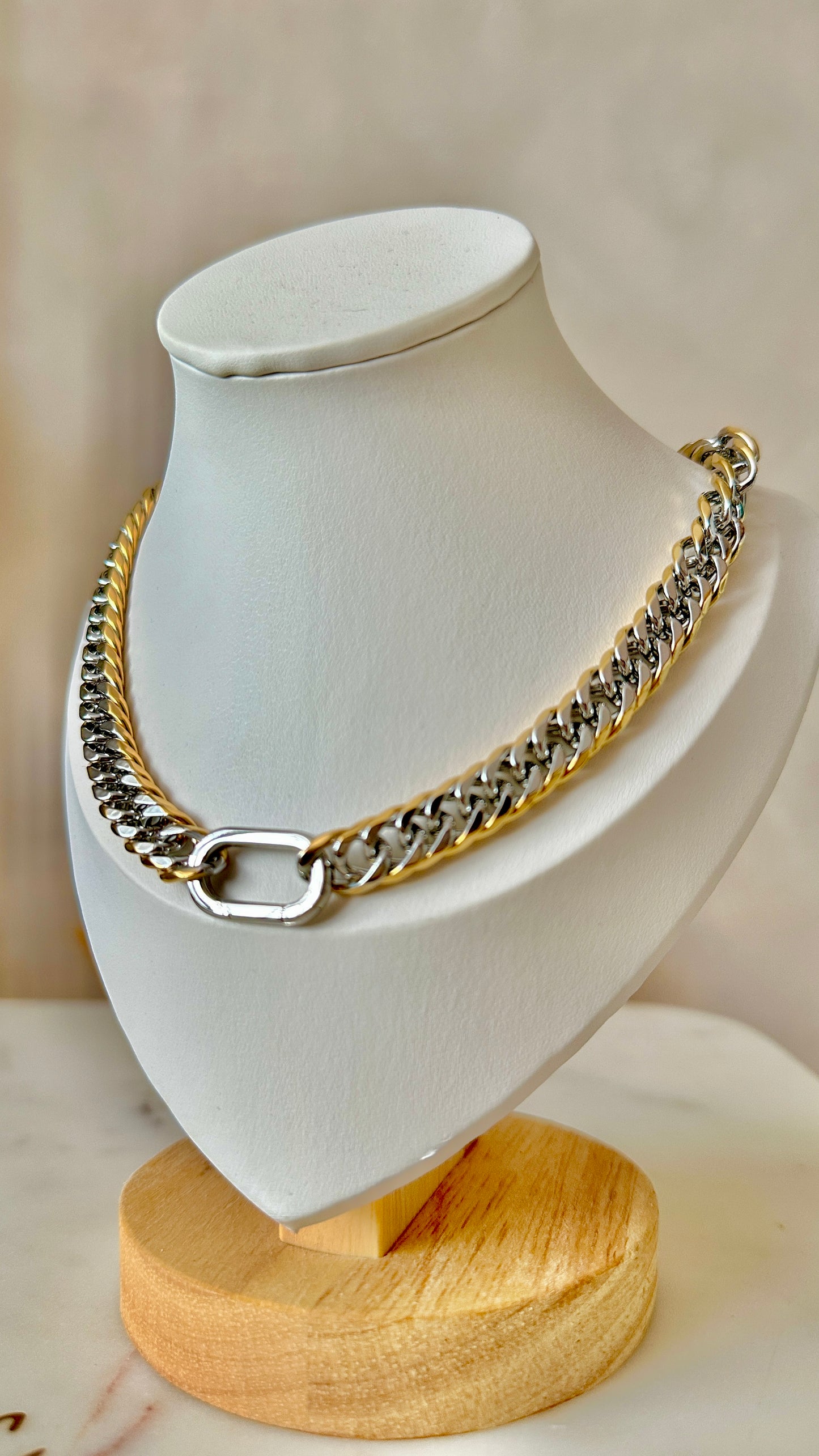 Big two tones necklace