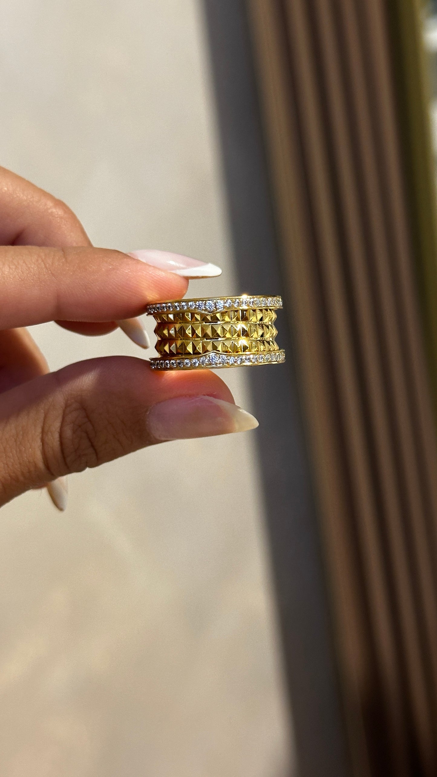 BLV Ring
