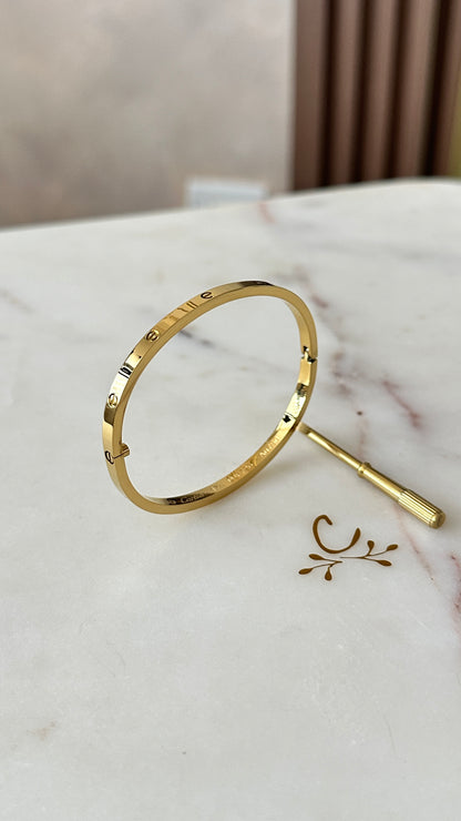 Gold Slim Bracelet