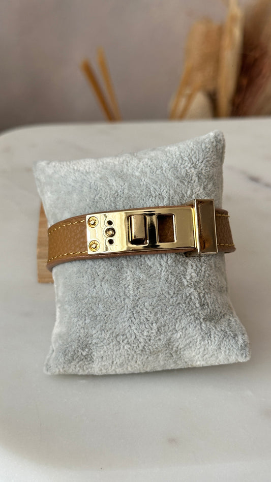 Brown thin leather bracelet