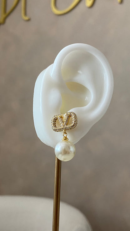 Gold earrings