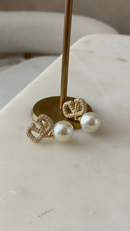 Gold earrings