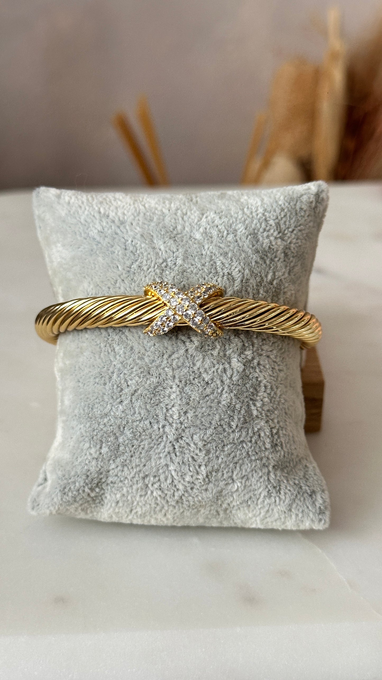 Big Gold Bracelet DY (17cm)